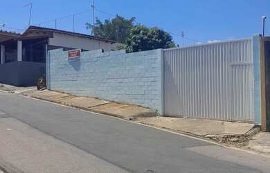 Imagem: O terreno possui 1000m² de Área e está localizado em Chácaras