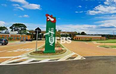 Imagem: O terreno possui 343m² de Área e está localizado em Jardins