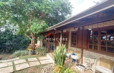 Imagem: A casa em condomínio possui 3 Dormitórios, 3 Banheiros, 4