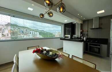 Imagem: O apartamento possui 3 Dormitórios, 2 Banheiros, 2 Vagas na