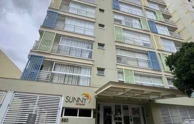 Imagem: O apartamento possui 1 Dormitório, 1 Banheiro, 1 Vaga na garagem