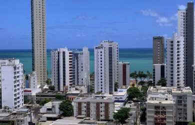 Imagem 1: Andar alto, nascente, vista mar, primeira locação, prédio novo em Boa...