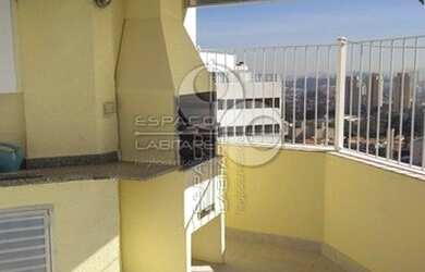 Imagem: O apartamento na cobertura possui 4 Dormitórios, 1 Banheiro