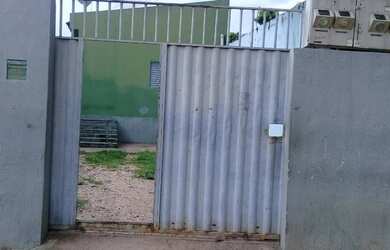 Imagem: A kitnet possui 2 Dormitórios, 2 Banheiros, 2 Vagas na garagem