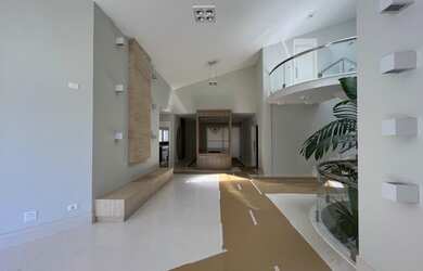 Imagem: O apartamento possui 4 Dormitórios, 5 Banheiros, 4 Vagas na