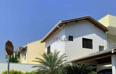 Imagem: A casa em condomínio possui 2 Dormitórios, 3 Banheiros, 1