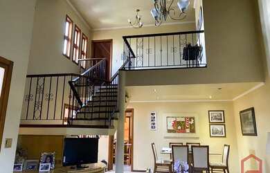 Imagem 2: PORTãO - Casa Padrão - Estacao Portão