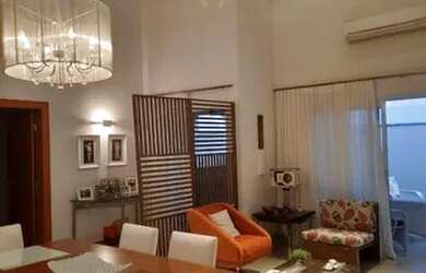 Imagem: A casa em condomínio possui 3 Dormitórios, 4 Banheiros, 4