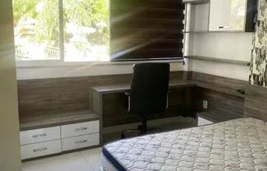 Imagem: A casa em condomínio possui 4 Dormitórios, 5 Banheiros, 4