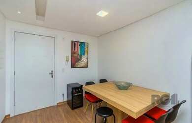 Imagem 8: Apartamento com 2 dormitórios, 1 suíte, 1 vaga de garagem no Bairro Cristo Redentor