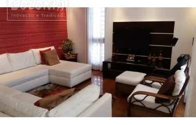 Imagem: O apartamento possui 3 Dormitórios, 1 Banheiro, 2 Vagas na