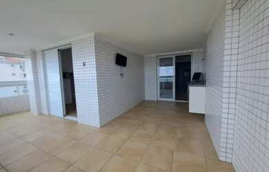 Imagem: O apartamento possui 3 Dormitórios, 1 Banheiro, 2 Vagas na