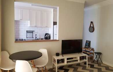 Imagem: O apartamento possui 3 Dormitórios, 1 Banheiro e 74m² de Área