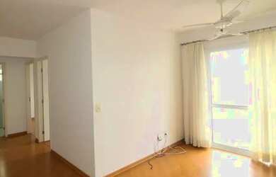 Imagem: O apartamento possui 3 Dormitórios, 1 Banheiro, 1 Vaga na garagem