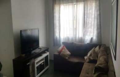 Imagem: O apartamento possui 3 Dormitórios, 1 Banheiro, 1 Vaga na garagem