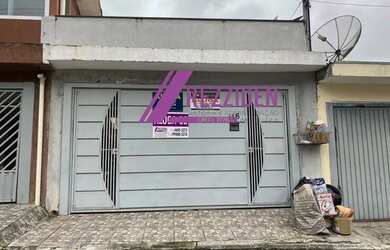 Imagem: A casa possui 3 Dormitórios, 2 Banheiros, 63m² de Área e