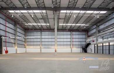 Imagem: O depósito possui 5 Vagas na garagem e 1438m² de Área e está