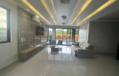 Imagem: A casa possui 3 Dormitórios, 2 Banheiros e 106m² de Área