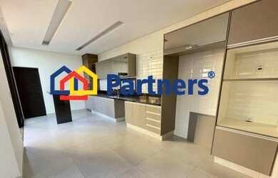 Imagem: A casa em condomínio possui 3 Dormitórios, 4 Banheiros, 4