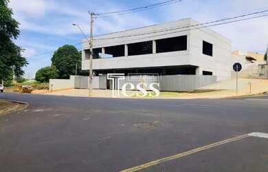 Imagem: Prédio/Salão/Sala comercial Novo vagas de estacionamento acessibilidade