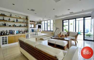 Imagem: O apartamento possui 4 Dormitórios, 4 Banheiros, 5 Vagas na