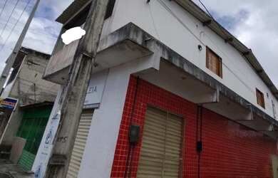 Imagem: A casa possui 2 Dormitórios, 2 Banheiros e 135m² de Área