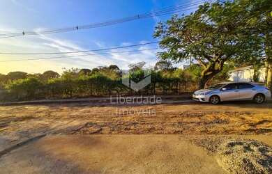 Imagem: O terreno possui 784m² de Área e está localizado em Trevo