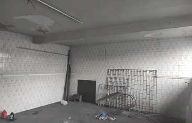 Imagem: A casa possui 3 Dormitórios, 1 Banheiro e 180m² de Área e