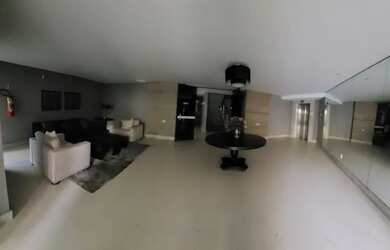 Imagem 9: Apartamento medindo 195 m², sendo 1 por andar 3 suítes