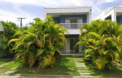 Imagem: A casa em condomínio possui 4 Dormitórios, 4 Banheiros, 3