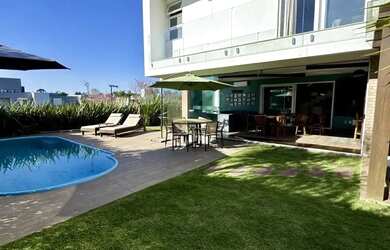 Imagem: A casa em condomínio possui 3 Dormitórios, 3 Banheiros, 2