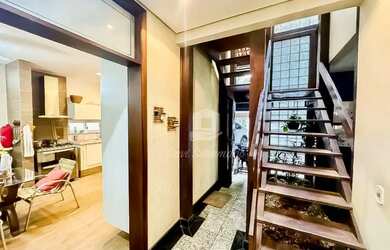 Imagem 13: Casa com 4 Quartos à venda, 328 m² por - São Francisco - Niterói/RJ