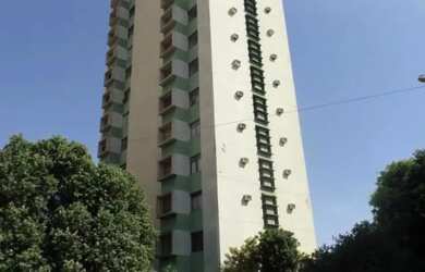 Imagem: O apartamento possui 1 Dormitório, 1 Banheiro, 1 Vaga na garagem