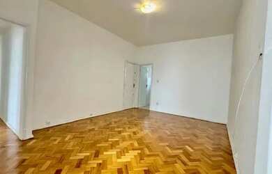 Imagem: O apartamento possui 2 Dormitórios, 1 Banheiro, 72m² de Área