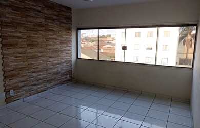 Imagem: O apartamento possui 3 Dormitórios, 2 Banheiros, 1 Vaga na