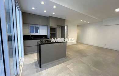 Imagem: O apartamento possui 2 Dormitórios, 3 Banheiros, 2 Vagas na