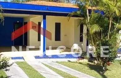 Imagem: A casa em condomínio possui 4 Dormitórios, 3 Banheiros, 2