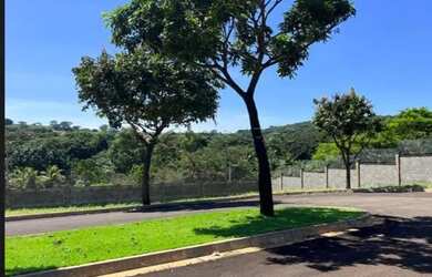 Imagem: Lote no Condomínio Santa Martha