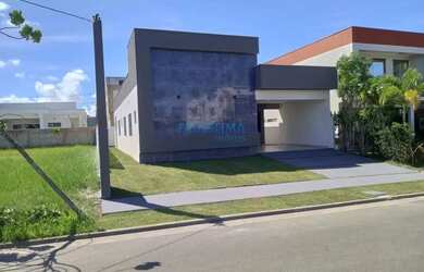 Imagem: A casa em condomínio possui 3 Dormitórios, 3 Banheiros, 2