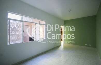 Imagem: O apartamento possui 2 Dormitórios, 2 Banheiros e 70m² de