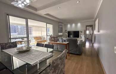 Imagem: O apartamento possui 3 Dormitórios, 4 Banheiros, 2 Vagas na