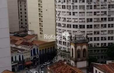 Imagem: O depósito possui 35m² de Área e está localizado em Centro