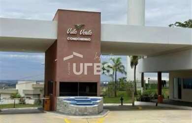 Imagem: O terreno possui 404m² de Área e está localizado em Senador