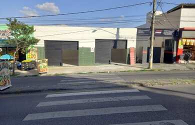 Imagem 13: Galpão/Depósito/Armazém para aluguel possui 50 metros quadrados em...