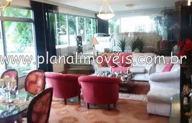 Imagem: A casa possui 5 Dormitórios, 5 Banheiros, 5 Vagas na garagem