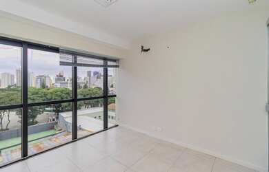 Imagem: O depósito possui 1 Vaga na garagem, 85m² de Área e está