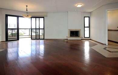 Imagem: O apartamento possui 4 Dormitórios, 4 Banheiros, 4 Vagas na