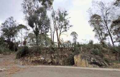 Imagem: O terreno possui 1.276m² de Área e está localizado em Gramado