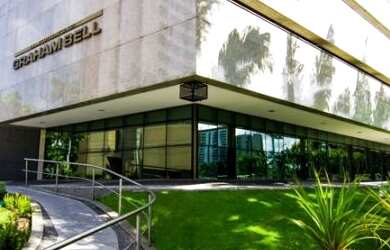 Imagem: O depósito possui 5 Vagas na garagem, 80m² de Área e está