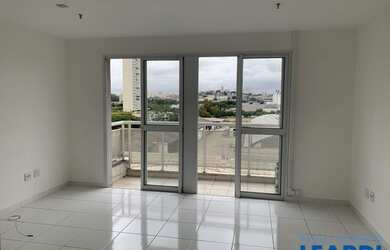 Imagem: O depósito possui 1 Vaga na garagem, 35m² de Área e está